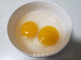 青椒丝炒鸭蛋步骤1