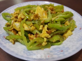 青椒丝炒鸭蛋步骤6