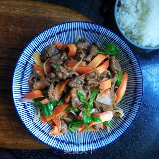 洋葱红萝卜炒牛肉步骤14