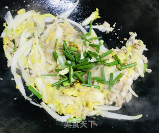 肉末粉丝炒娃娃菜步骤9