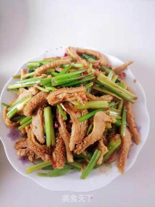 芹菜炒牛肚步骤7