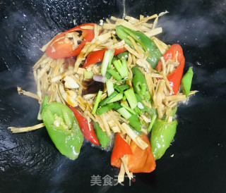 辣椒炒笋干步骤8