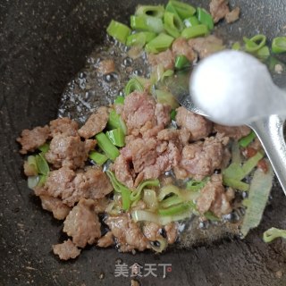 肉末炒苦菜步骤9