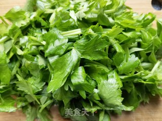 胡萝卜土豆蒸芹菜叶步骤2