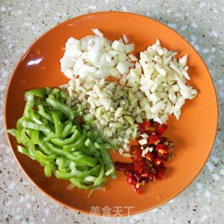 酱汁炒花甲 步骤3