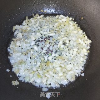 酱汁炒花甲 步骤7