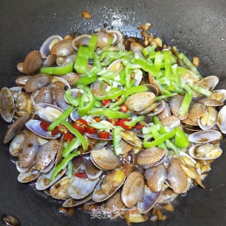 酱汁炒花甲 步骤10