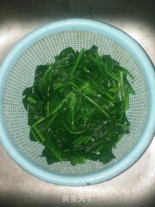 超下饭的菠菜鸡蛋盖被步骤3