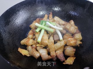 儿子最爱的&鲜笋段&红烧五花肉步骤8