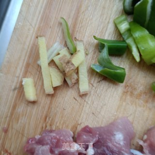 外婆菜烧肉丁步骤5