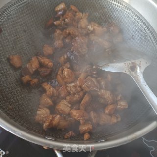 外婆菜烧肉丁步骤12
