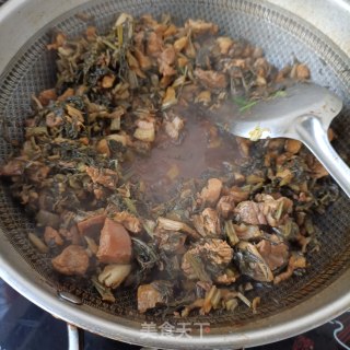 外婆菜烧肉丁步骤16