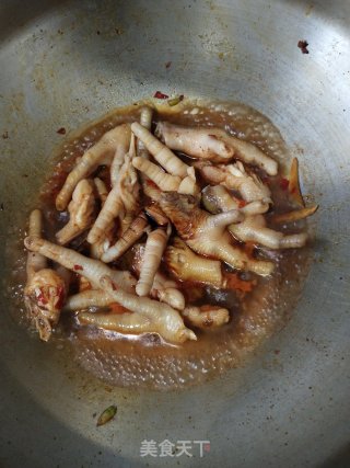 酱烧鸡爪步骤5
