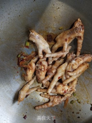 酱烧鸡爪步骤4