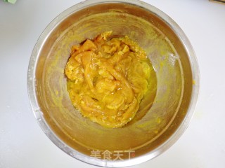 自制咖喱里脊串❗️做法简单，肉质鲜嫩又入味❗️步骤4