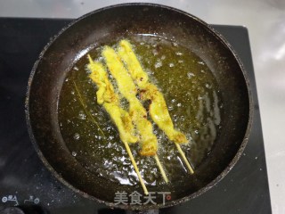 自制咖喱里脊串❗️做法简单，肉质鲜嫩又入味❗️步骤7