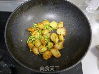 上桌秒扫光❗️椒盐土豆❗️在家吃出烧烤的感觉步骤7