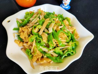 青椒杏鲍菇炒鸡蛋步骤13