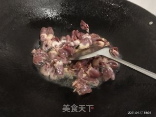 苦瓜炒鸭心步骤4