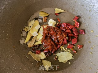 莴笋土豆炖鸡腿步骤10