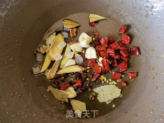 莴笋土豆炖鸡腿步骤9