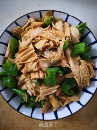 腐竹炒辣椒步骤8