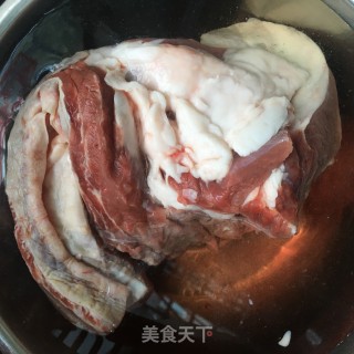 番茄牛腩盖饭步骤1