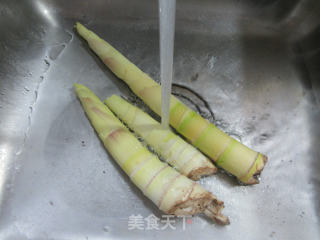 素火腿炒乌笋步骤3