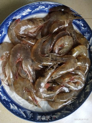 干焖虾步骤1