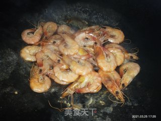 干焖虾步骤3