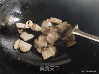 猪油渣炒包菜步骤1