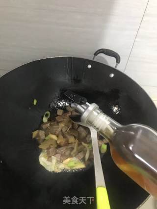 土豆香菇烧牛肉步骤4