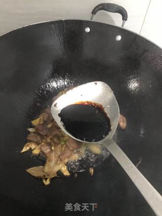 土豆香菇烧牛肉步骤5