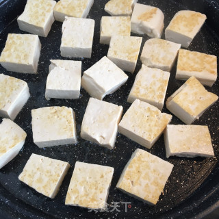 鸡蛋香煎豆腐步骤6