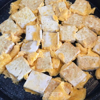 鸡蛋香煎豆腐步骤8