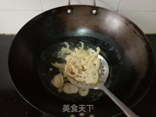 腊肉酸菜炒春笋步骤2