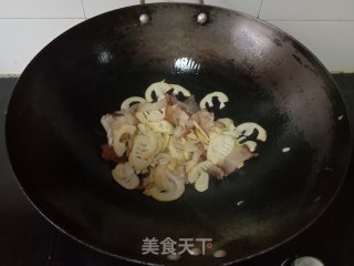 腊肉酸菜炒春笋步骤6