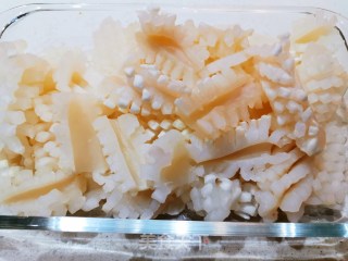 爆炒鱿鱼花步骤1