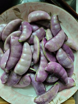 清炒紫扁豆步骤1