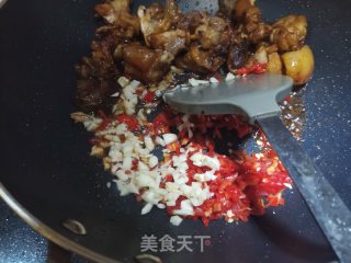 土钵原味猪蹄步骤5