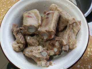 排骨炖春笋步骤3
