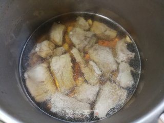排骨炖春笋步骤6