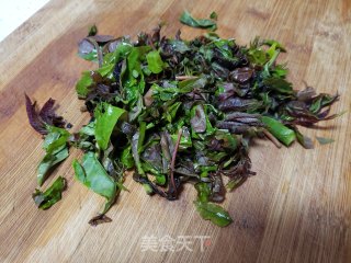 香椿芽炒鸭蛋步骤2