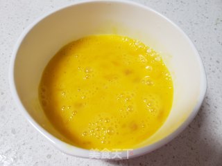 香椿芽炒鸭蛋步骤5