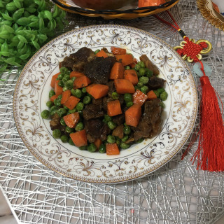 胡萝卜豌豆烧牛筋步骤11