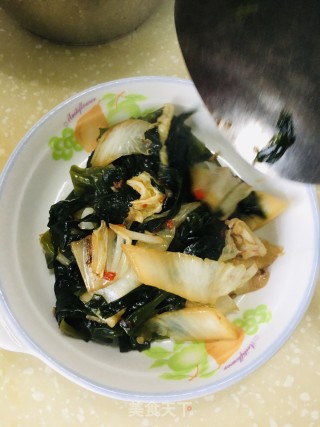剁椒白菜炒海带步骤6