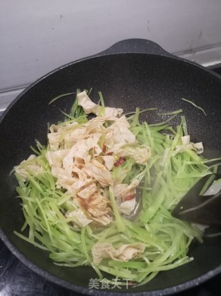 青笋豆腐皮儿步骤5