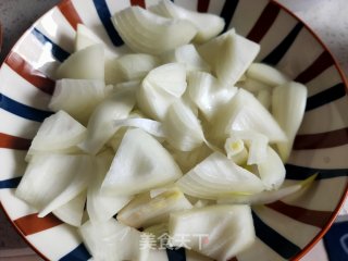 洋葱香菇炒肉末步骤6