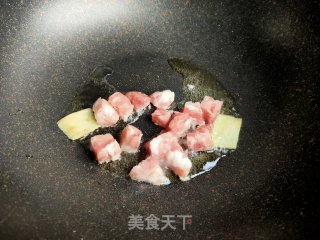 洋葱香菇炒肉末步骤8