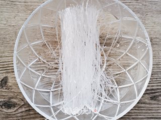 咸菜鱼腐煲步骤3